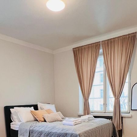 Your Chic Vibrant Airbnb Helsinki Exterior photo