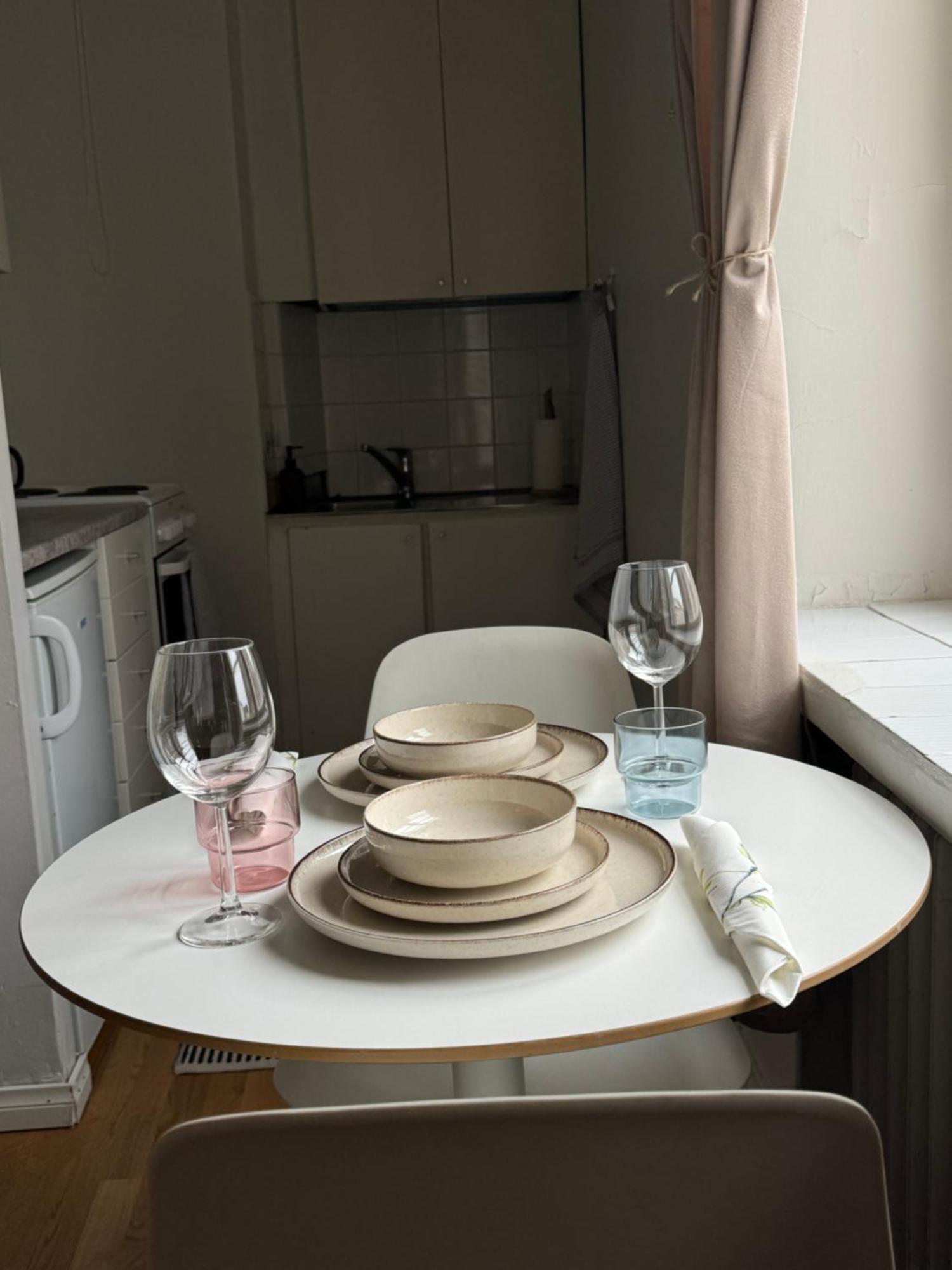 Your Chic Vibrant Airbnb Helsinki Exterior photo